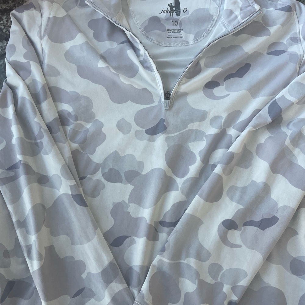 Johnnie-O Gray and White Camo Shirt kids 10 boys eeuc!